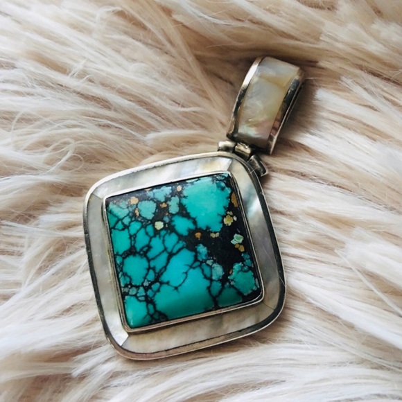 Vintage Jewelry - VTG Turquoise Sterling Silver Mother of Pearl